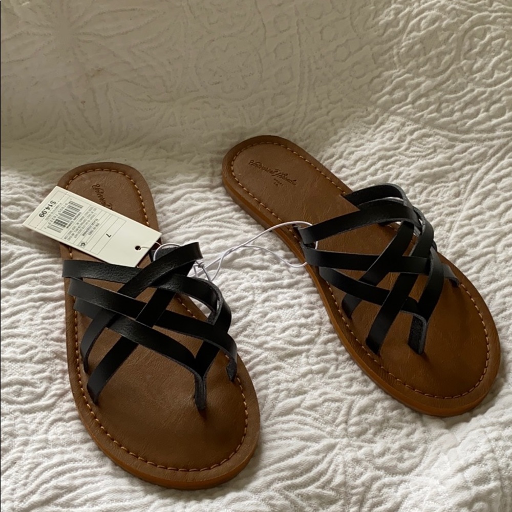 Universal Threads Josephine Sandals NWT